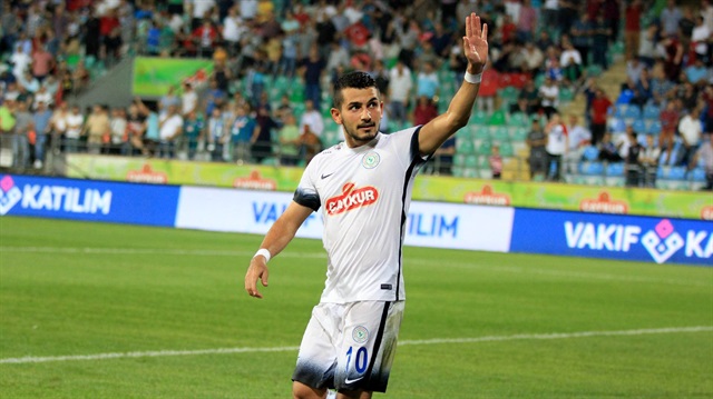 Emrah Başsan, Çaykur Rizespor’da Spor Toto Süper Lig'de 2 maçta 110 dakika, Ziraat Türkiye Kupası'nda ise 2 maçta 173 dakika forma giymişti.