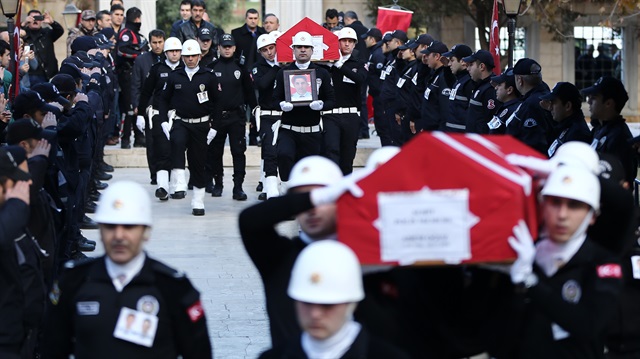 Beşiktaş'ta düzenlenen terör saldırısında 44 kişi şehit oldu. 