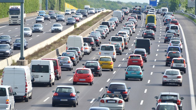  1 Ocak 2017 tarihinden itibaren uygulanacak trafik ceza miktarları yeniden hesaplandı.