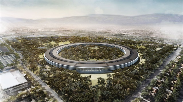 Apple'ın uzay üssü Campus 2'nin son durumunu dört dakikada izleyin