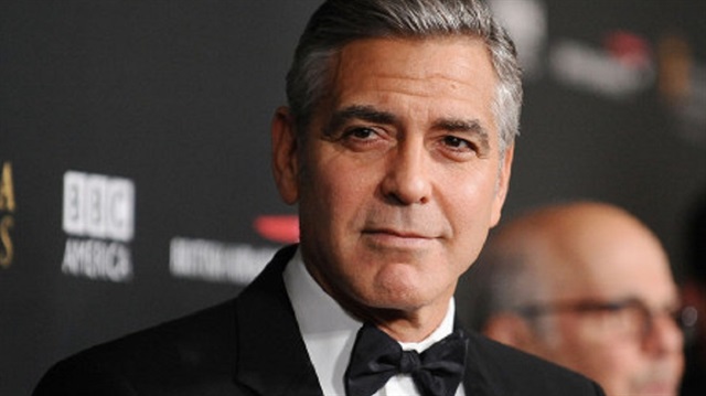 Türkiye'nin Suriye'deki gururu Beyaz Baretliler'in filmini, ünlü Hollywood oyuncusu George Clooney'in çekeceği iddia edildi. 
