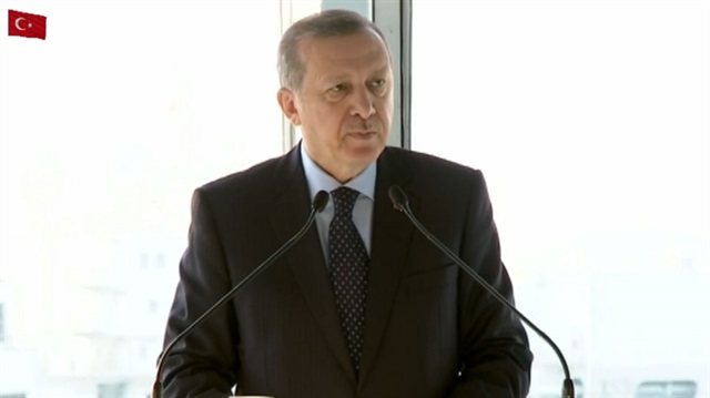 Cumhurbaşkanı Recep Tayyip Erdoğan, İzmir'in Aliağa ilçesinde Türkiye'nin ilk yüzer LNG Terminali Açılış Töreni'nde konuştu. 