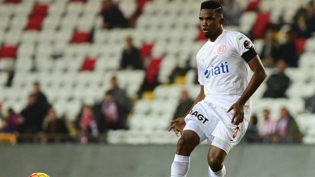 Antalyaspor'un Kamerunlu yıldızı Samuel Eto'o'nun adı, sezon başında olduğu gibi devre arasında da Beşiktaş ile anılıyor.