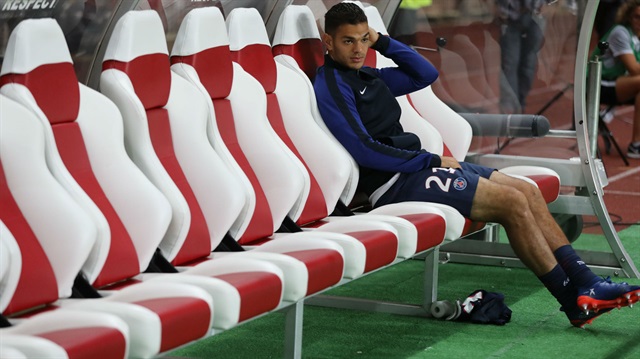 Sezon başında PSG'ye transfer olan Hatem Ben Arfa, yeni takımında forma şansı bulamadığı için hocası Unai Emery'le sorun yaşamıştı.