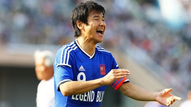 Nakayama, Japonya Milli Takım formasıyla 53 maçta 21 gole imza attı. 