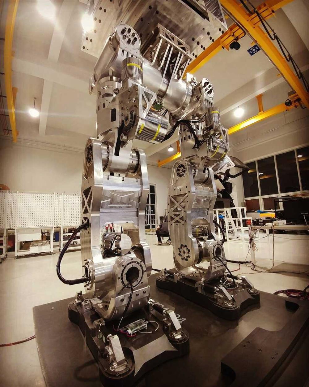 Работы и технологии робот. Робот. Современная робототехника. Разработка роботов. Пилотируемый робот.