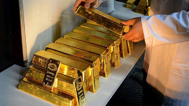 Kaçak define kazısı yapılan bir alanda 20 ton altın bulunduğu iddia edildi. 