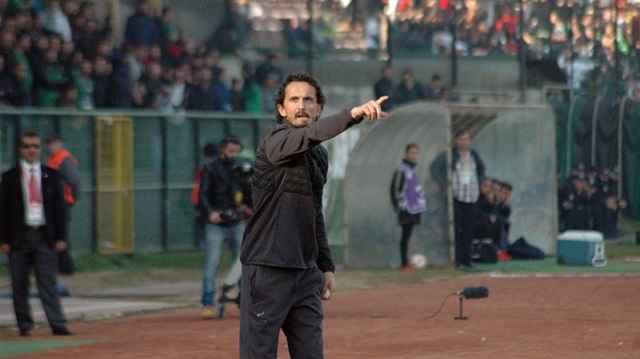 Tuncay Şanlı sezon başında Sakaryaspor'un başına geçmişti. 