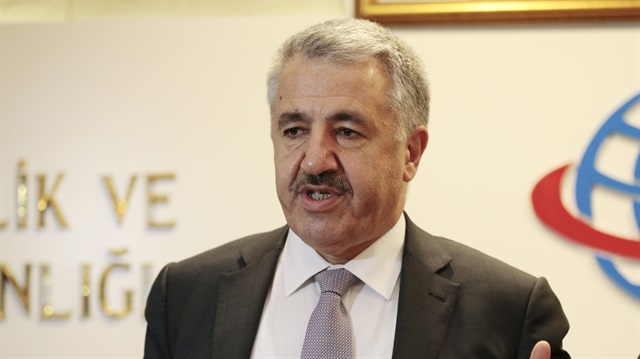 Ulaştırma, Denizcilik ve Haberleşme Bakanı Ahmet Arslan, düzenlediği basın toplantısında Bakanlığının 2016 faaliyetlerini değerlendirdi ve 2017 hedeflerini açıkladı. 