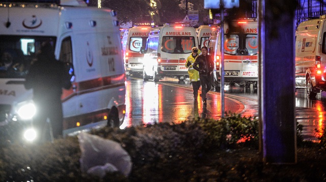 Saldırının ardından olay yerine çok sayıda ambulans sevk edildi.