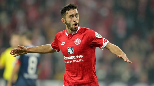 24 yaşındaki Yunus bu sezon Mainz formasıyla çıktığı 24 resmi maçta 8 gol atarken 8 de asist yapma başarısı gösterdi.