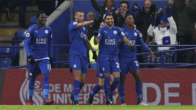 2015-2016 sezonunda tarihinin ilk Premier Lig şampiyonluğunu yaşayan Leicester City, orta sahanın kilit ismi N'Golo Kante'nin Chelsea'ye gittiği bu sezon ligin alt sıralarında yer alıyor.
