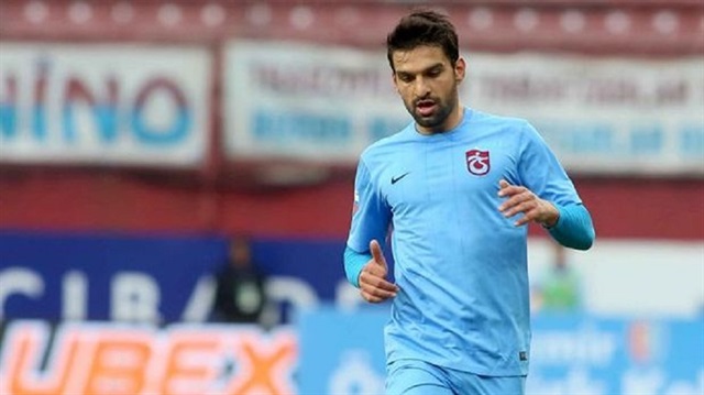 24 yaşındaki Muhammet Demir bu sezon bordo-mavili formayla 4'ü ilk 11 olmak üzere çıktığı 9 lig maçında skor üretemedi.
