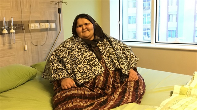 Halepli genç kız Türkiye'de obezite tedavisi görecek.