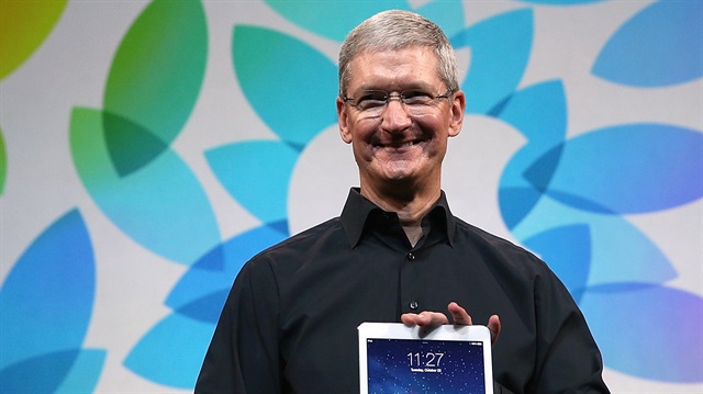 Apple'ın CEO'su Tim Cook, dünya çapında en yüksek gelire sahip yöneticiler arasında bulunuyor.