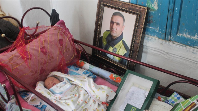 Anne Ölmez, bebeğine Şehit Fethi Sekin'ini adını verdiği için çok heyecanlandığını söyledi. 