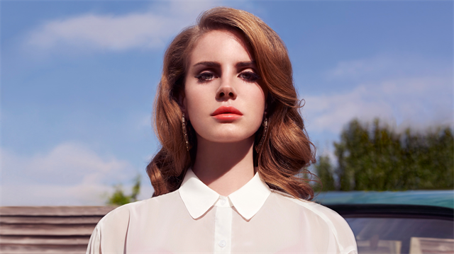 Mutlaka dinlemeniz gereken Lana Del Rey’in evladiyelik albümü “Born to Die”