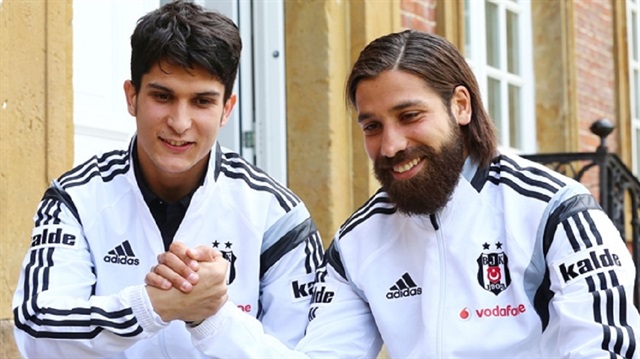 Beşiktaş'ın kaptanlarından Necip Uysal takımdan ayrılan Olcay Şahan için veda mesajı yayınladı.