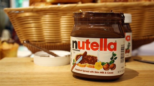 Nutella'nın kanserojen madde içerdiği iddialarına karşın Avrupa Gıda Güvenirliği Otoritesi'nin raporu inceleniyor.