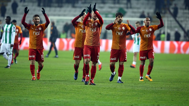 Galatasaray'ın Elazığspor'la oynayacağı maçın kadrosunda yeni transferlerin yanı sıra kadro dışı bırakılan Yasin Öztekin de yer aldı. 