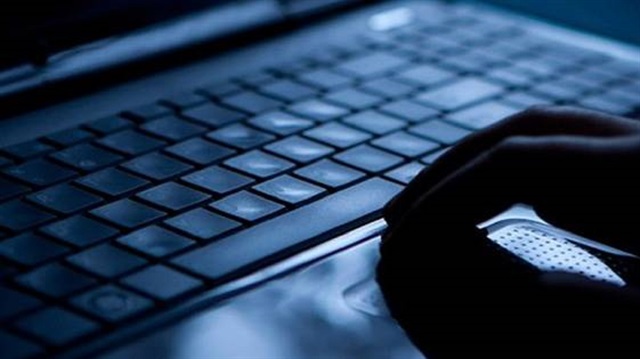 Düzce'de sosyal medyadan terör propagandası yapan kişi tutuklandı.