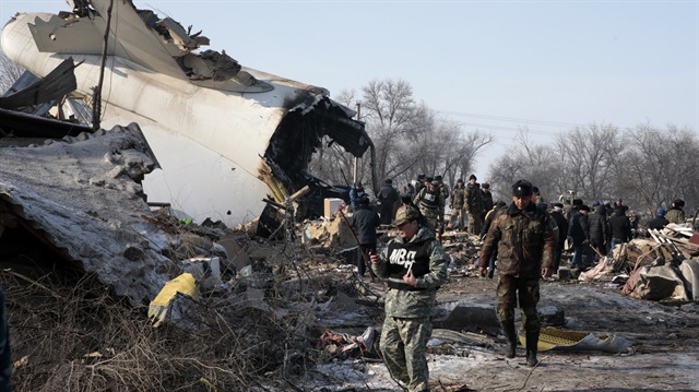 ACT Havayolları'na ait Boeing 747-400 tipi Türk kargo uçağı, pazartesi günü Kırgızistan'ın başkenti Bişkek yakınlarında bulunan Daça Su'da evlerin üstüne düşmüştü.
