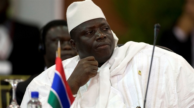 Gambiya'da düzenlenen devlet başkanlığı seçimini kaybeden Yahya Jammeh uzun bir süredir görevini bırakmayı reddediyordu. 