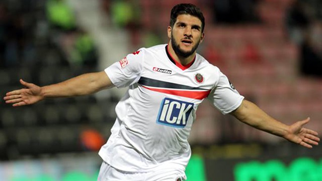 El Kabir Gençlerbirliği'nde oynadığı dönem 46 maçta 13 gol 12 asist yaptı.