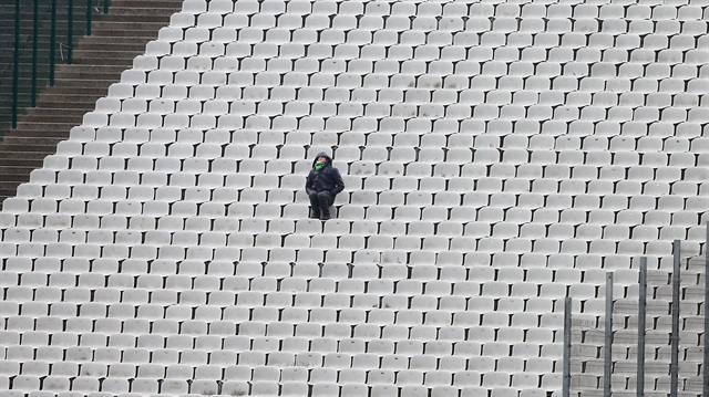 Olimpiyat Stadı'nda oynanan maçta Bursaspor'u tribünde desteklemeye sadece bir kişi geldi.