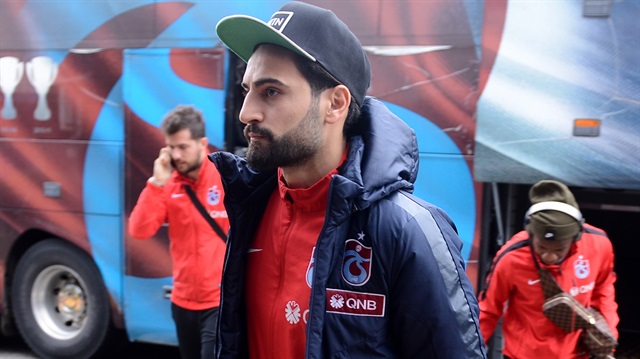 Mehmet Ekici, transferiyle ilgili verdiği açıklamalar nedeniyle yönetim tarafından kadro dışı bırakılmıştı.