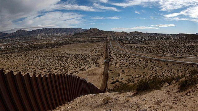 ABD-Meksika sınırında planlanan duvarın uzunluğu bin 600 km.