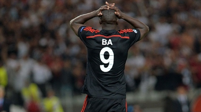 Demba Ba daha önce Beşiktaş'ta 9 numaralı formayı giymişti.
