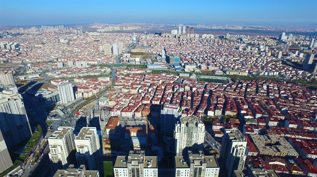 İstanbul'un en kalabalık ilçesi yaklaşık 53 bin kişilik artışla, 795 bin 10 kişi ile Esenyurt oldu.