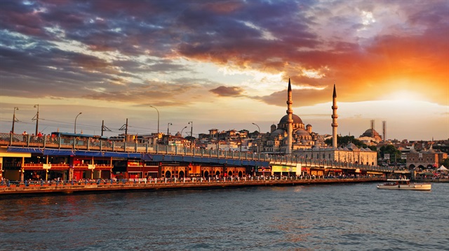İstanbul'da sıcaklık hafta ortasından itibaren artacak. 