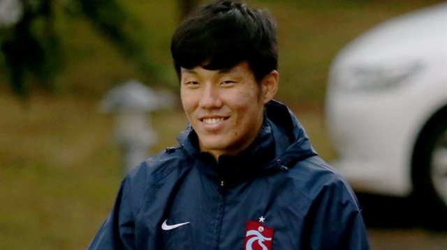 Trabzonspor, Güney Koreli golcü Hyun-Jun-Suk'u takımdan gönderdi. 