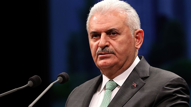 Başbakan Yıldırım, Yunanistan'a kaçan 8 darbeci askerin Türkiye'ye iade edilmemesi kararına yönelik, Yunanistan Başbakanı Çipras'a bir mektup gönderdiğini söyledi.