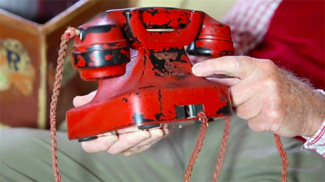 Nazi lideri Adolf Hitler'in katliam emirlerini verdiği 'kanlı kırmızı telefonu' 