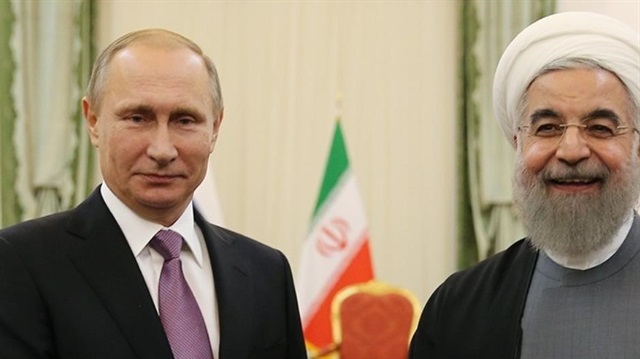 Rusya Devlet Başkanı Vladimir Putin, Kasım 2015'te İran'ın başkenti Tahran'da Hasan Ruhani ile bir araya gelmişti. 