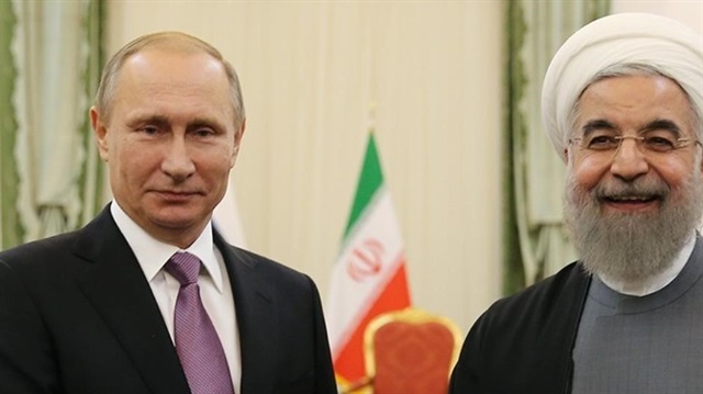 Rusya Devlet Başkanı Vladimir Putin, Kasım 2015'te İran'ın başkenti Tahran'da Hasan Ruhani ile bir araya gelmişti.