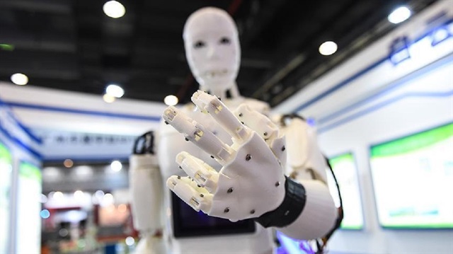 روبوت يتفوق على منافسيه البشر خلال مسابقة بالصين