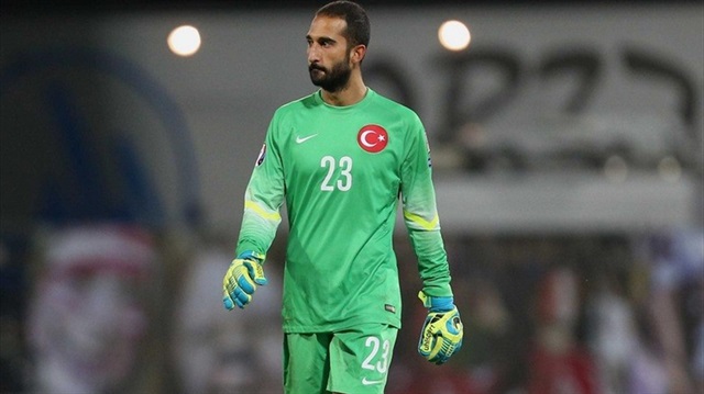 Başakşehir Kulübü, Volkan Babacan'ın sözleşmesini uzattı. 