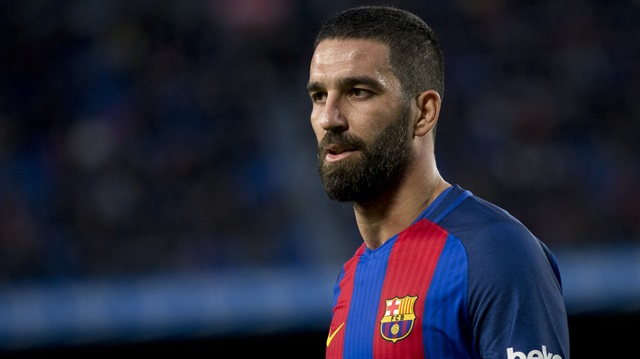 Arda Turan, ligde bu sezon 16 maçta 3 gol ve 3 asiste imza attı.