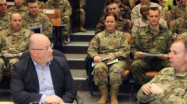 Gürcistan​, ABD ile "savaş eğitim merkezi" inşa edecek..