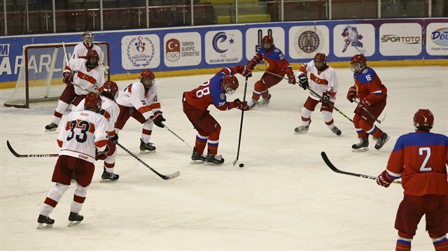 Buz hokeyinde Rusya'ya 42-0 mağlup olan milli takıma eleştiriler gelmişti.