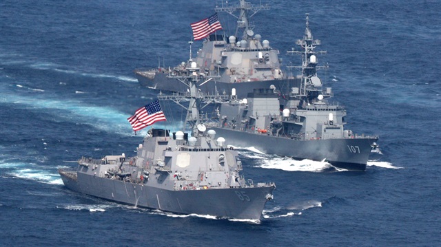 ABD donanması apon Denizi'nde konuşlandı. 