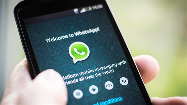 Facebook, ünlü mesajlaşma platformu Whatsapp'a hikayeler özelliği getirmeyi planlıyor.