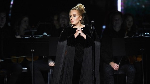 Adele'in ne kadar kazandığı,  şarkıcının iş birliği yaptığı Remedy Touring şirketi tarafından açıklandı.