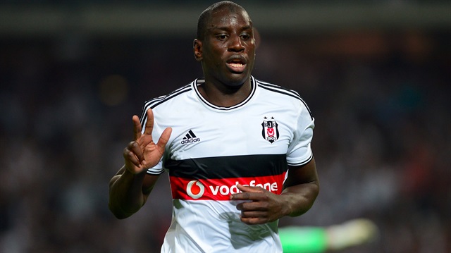 Ba, 2014-2015 sezonunda Beşiktaş'ta forma giymiş, 18 gol kaydetmişti. Ba Shanghai Shenhua'da yaşadığı sakatlığın ardından 7 ay sahalardan uzak kalmıştı.