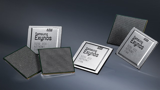 Galaxy S7 ve S7 edge'de kullanılan Exynos 8890, Samsung'un bu zamana kadar ürettiği en başarılı işlemci olarak dikkat çekiyor. 