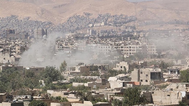 Esed rejimi Şam'da sivillere saldırdı.